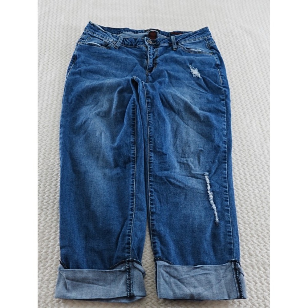 Earl jean straight cuff/Capri blue denim mid rise jean women size 16